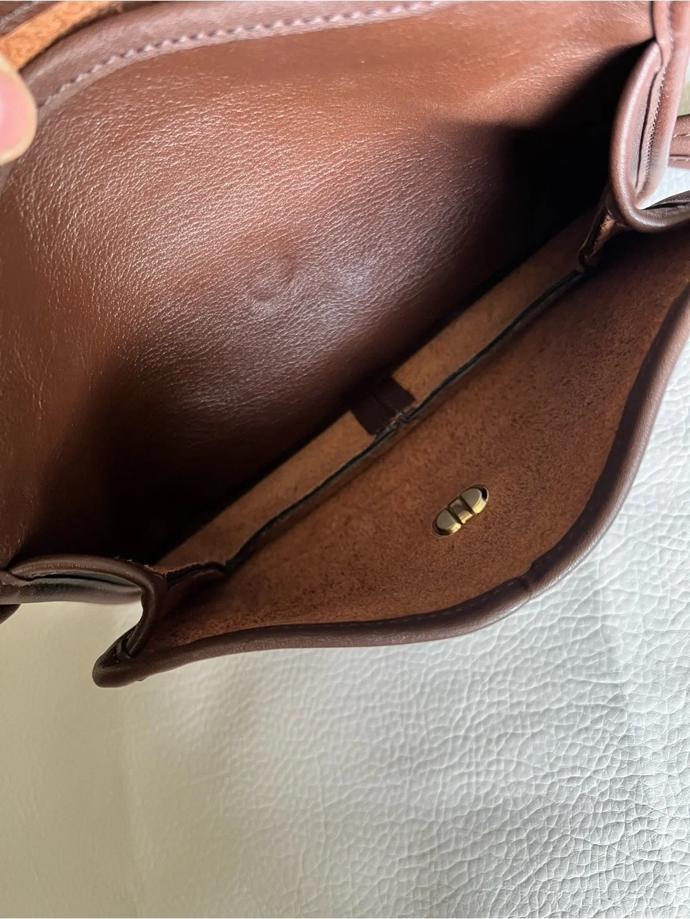 Coach Rambler Legacy Crossbody Style 09061 Mahogany Brown Glove Tanned Leather